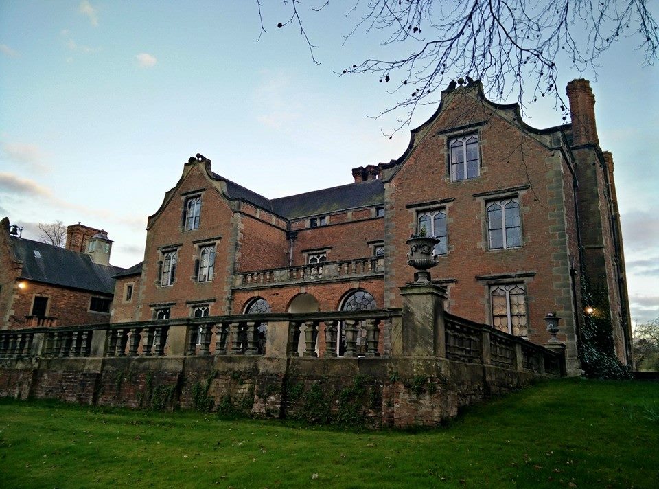 Dusk at Trumpton Hall